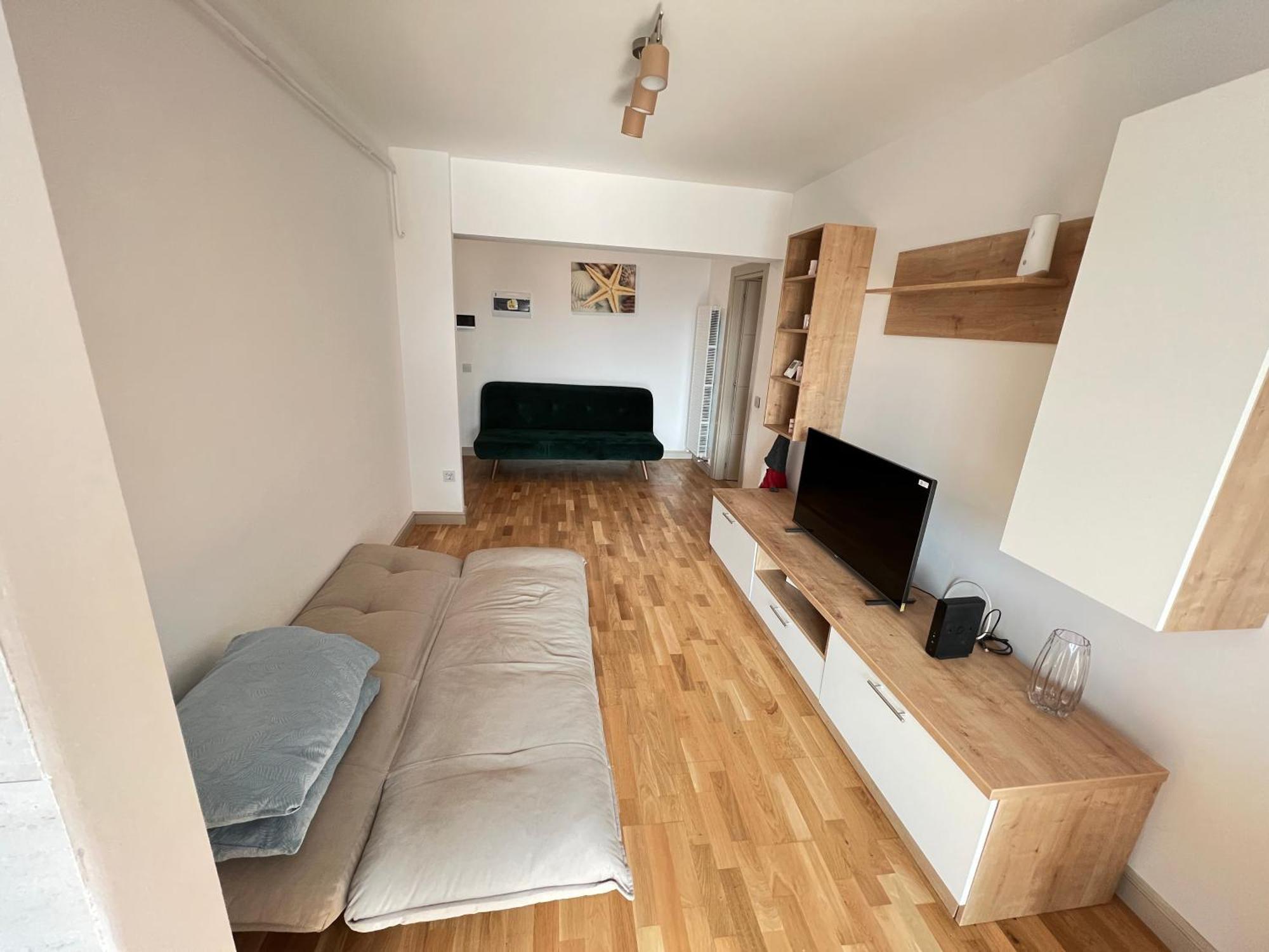 Airport Flyhub Chic Apartment Iasi Exterior foto