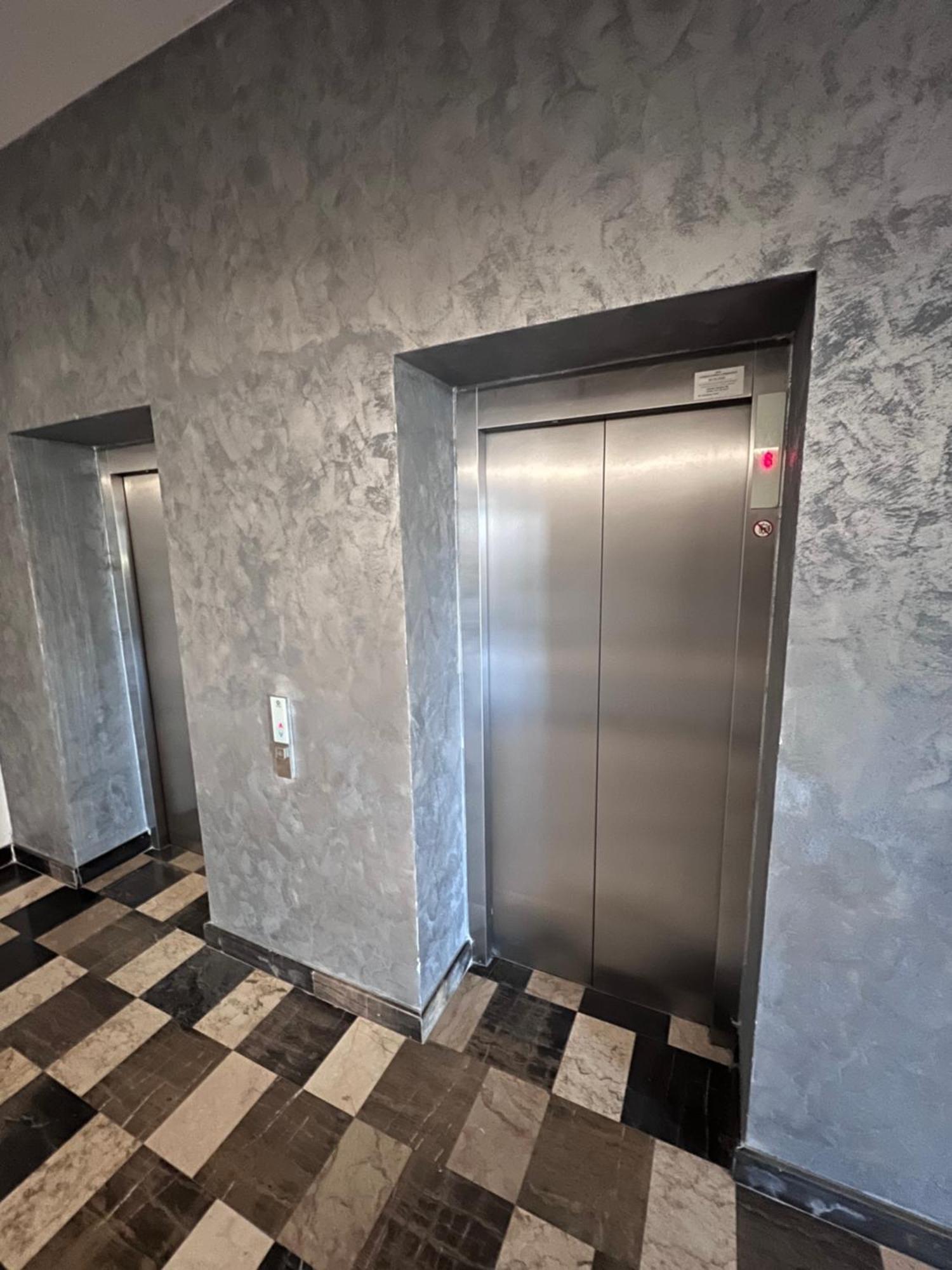 Airport Flyhub Chic Apartment Iasi Exterior foto